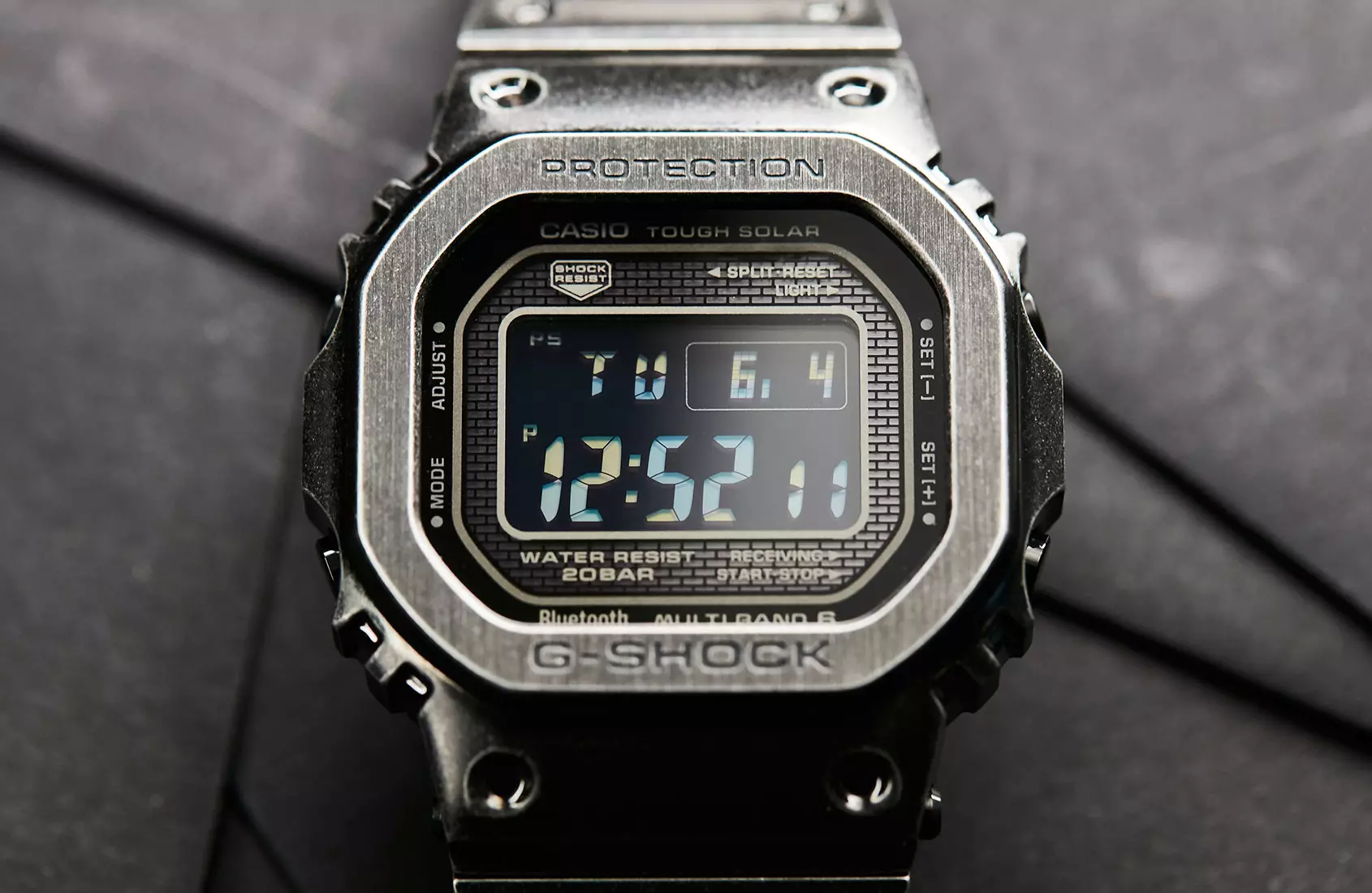Gunmetal storhed med Casio G-Shock GMW-B5000V - Time and Tide Watches