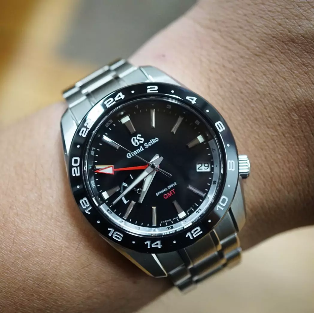 Grand Seiko SBGE253 neden harika bir tek saat koleksiyonu olabilir - Time and Tide Watches