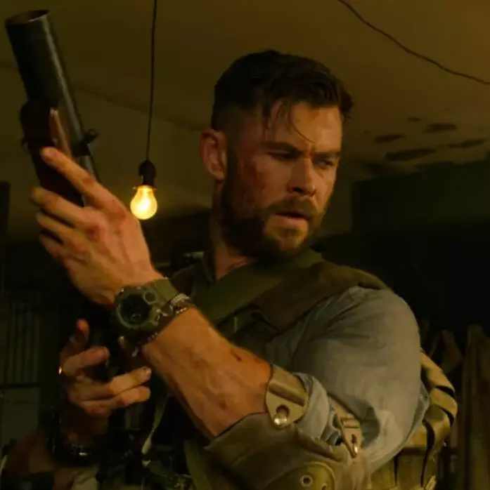 Daripada Chris Hemsworth dalam Extraction kepada American Sniper, mengapa G-Shocks ialah jam tangan yang paling teruk - Time and Tide Watches