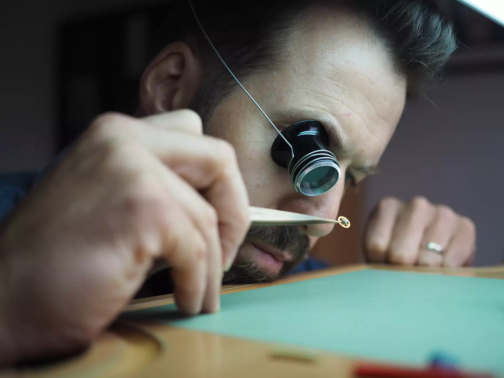 QUEM SEGUIR: @WoodsWatchmaking, relojoeiro australiano de terceira geração - Relógios Time and Tide